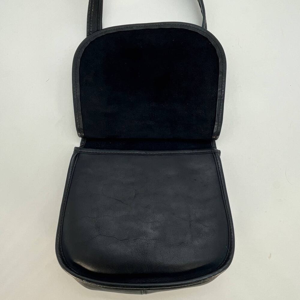 Vintage Coach NYC Saddle Bag Small 9205 Navy - Picture 4 of 10
